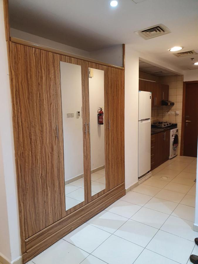 Reem 1 Apartment Ajman Luaran gambar